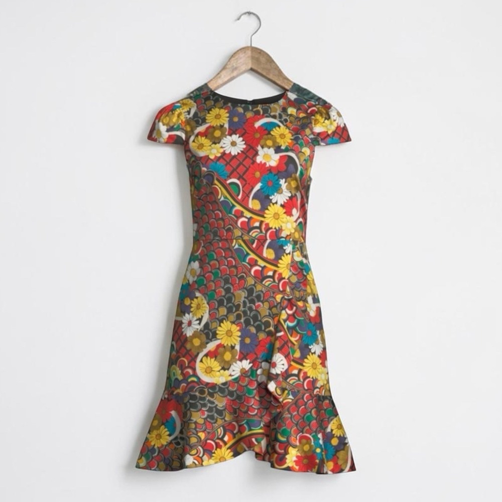Alice + Olivia Kirby Ruffle Dress‎ in the Floral Melody Size 8